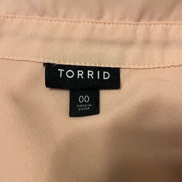 Torrid Button Down Tank Piped Blouse - Picture 7 of 7